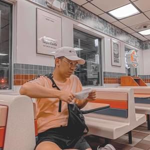 Meet your Posher, Justine